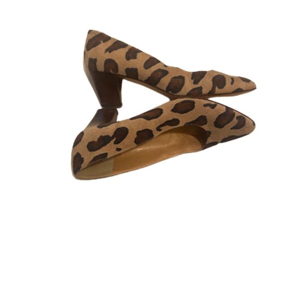Holt Renfrew Leopard Print Suede Vintage Heel Shoes - Picture 4 of 7